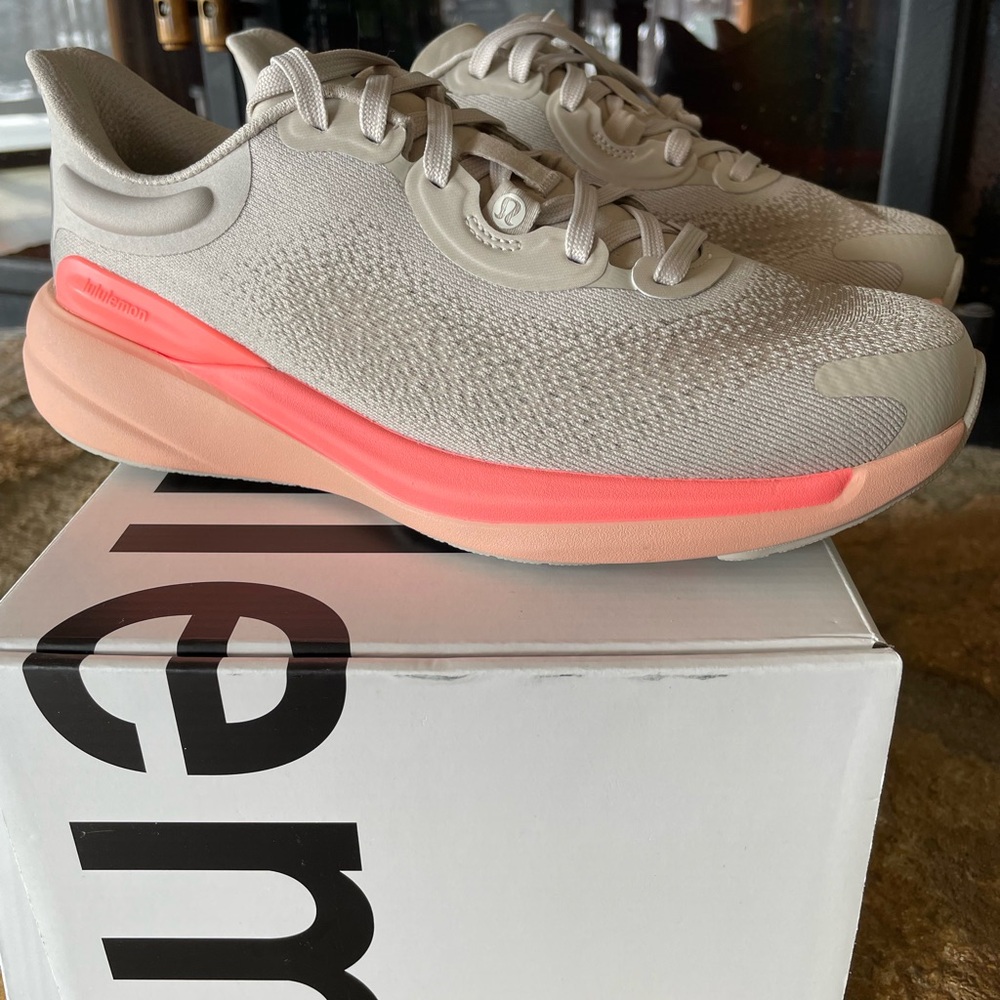 Lululemon Chargefeel 2 Low Workout Shoe
